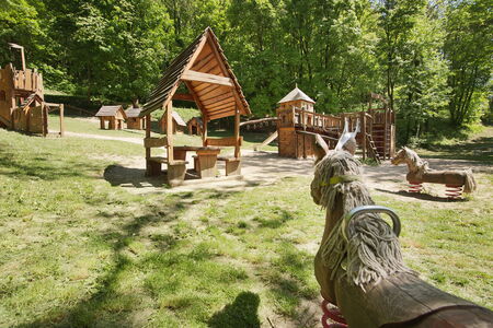 Abenteuerspielplatz in Treffurt unterhalb von Burg Normannstein
